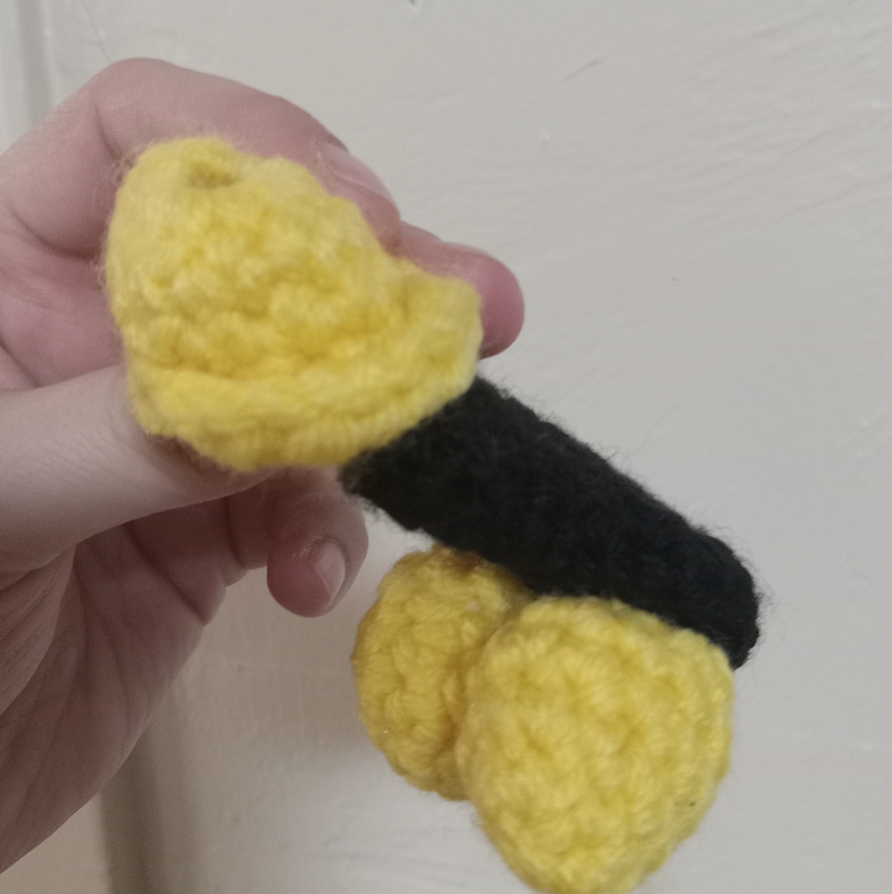 Handcrafted Black And Yellow 🍆 crochet chapstick gag gift holder - Picture 2 of 2